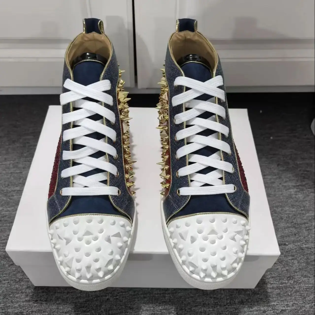 Red Rhinestones Gold Metal Riv - огляд і ціна Men Shoes Red Bottom