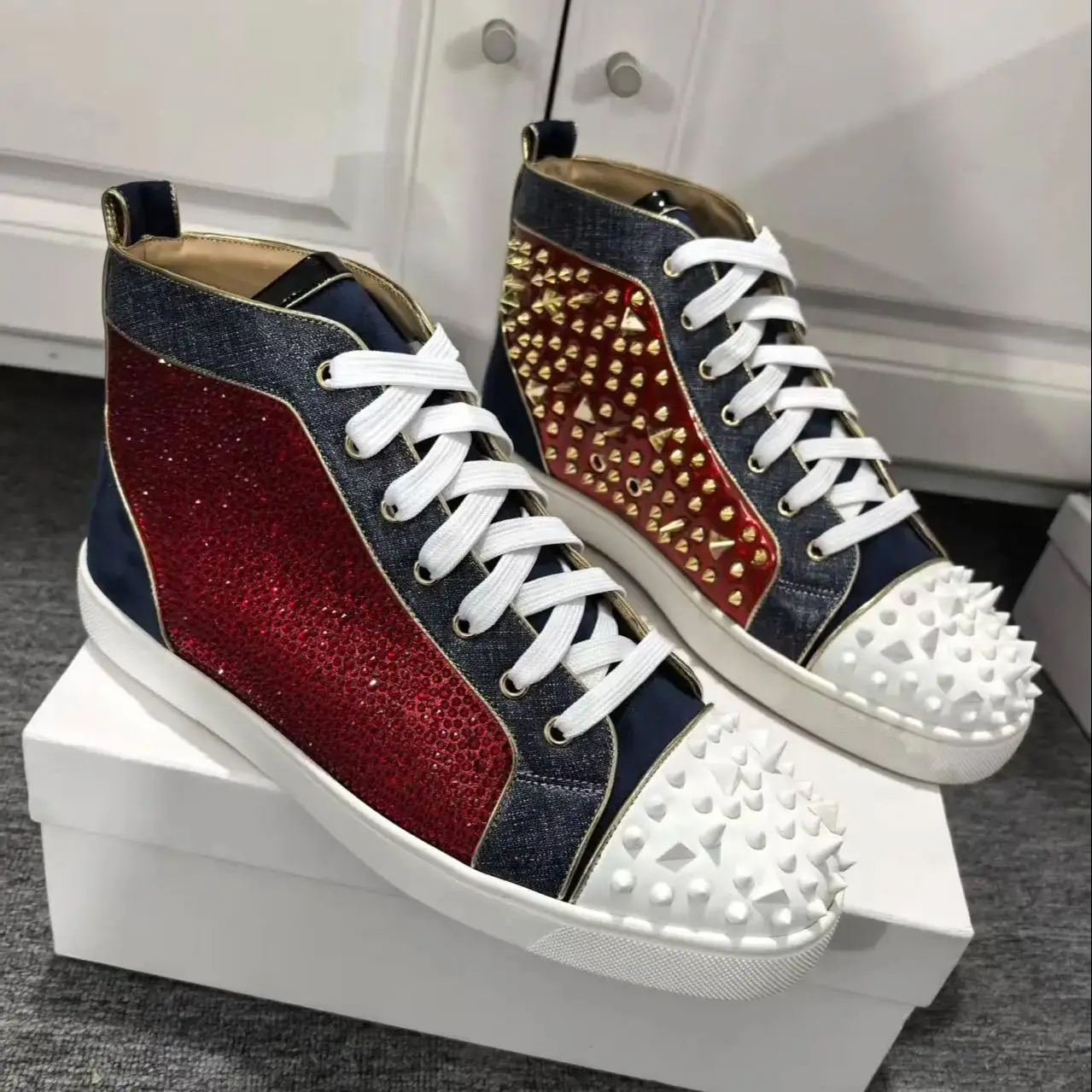 Red Rhinestones Gold Metal Riv - огляд і ціна Men Shoes Red Bottom