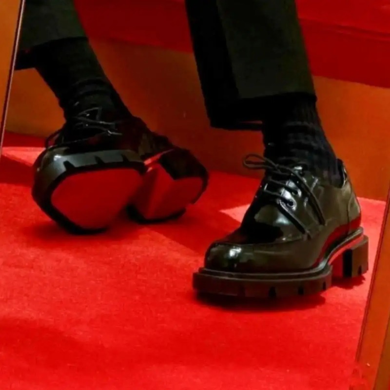 New Luxury Mens Red Sole Derby - огляд і ціна Men Shoes Red Bottom